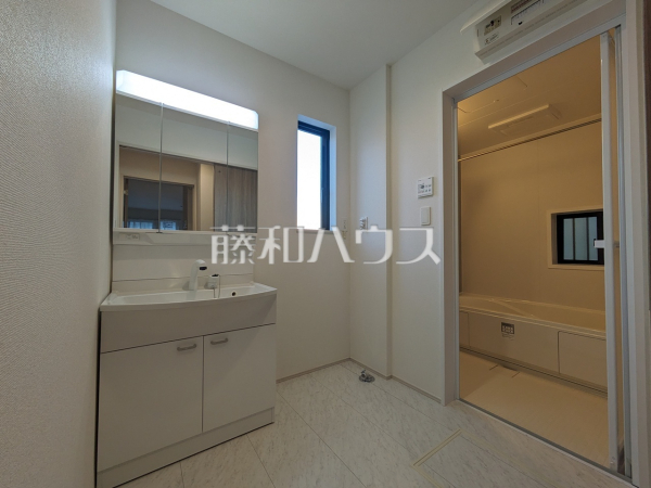 洗面室　【北名古屋市高田寺起返】