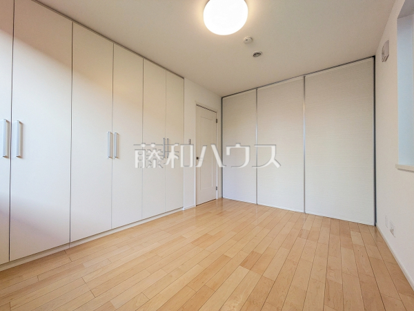 居室　【杉並区今川４丁目】
部屋の雰囲気や広さ・眺望・間取りの使い勝手など、是非一度、ご自身の目で確かめてみてください。　