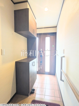 玄関　【東久留米市小山１丁目】