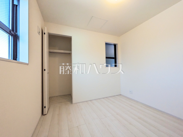 ストレージルーム　【練馬区貫井４丁目】