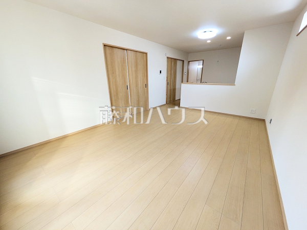 1号棟　リビング　【富士見市関沢２丁目】
