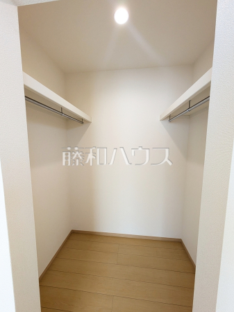 1号棟　ウォークインクローゼット　【富士見市関沢２丁目】