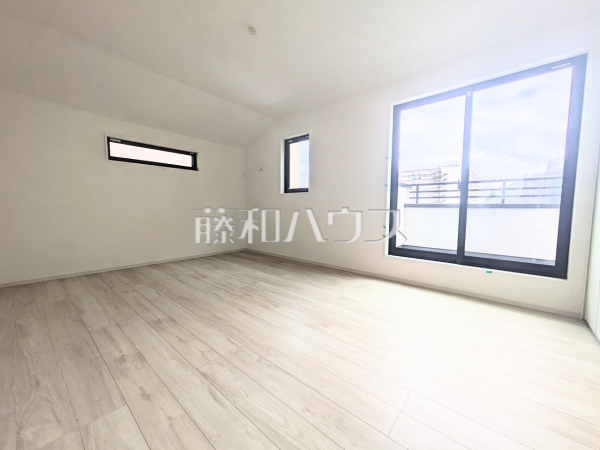 2号棟　居室　【八王子市椚田町】