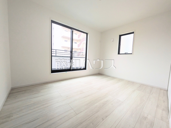 2号棟　居室　【八王子市椚田町】