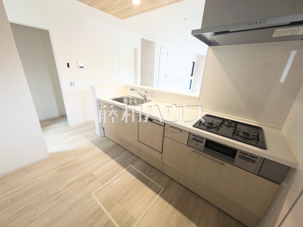 2号棟　キッチン　【八王子市椚田町】