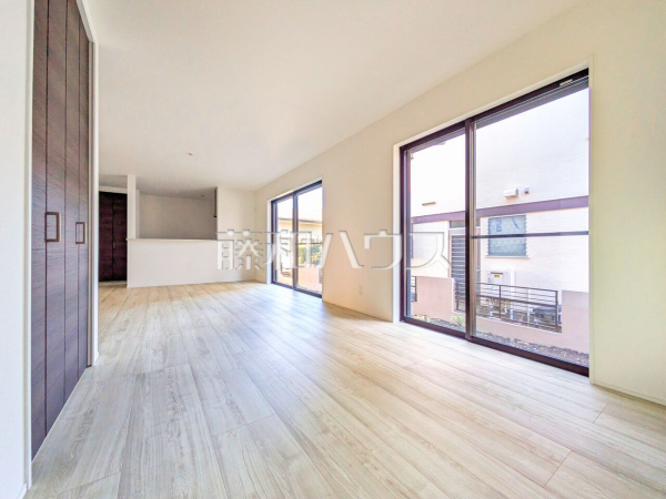 リビング 【所沢市西狭山ケ丘1丁目】 リビング 【所沢市西狭山ケ丘1丁目】