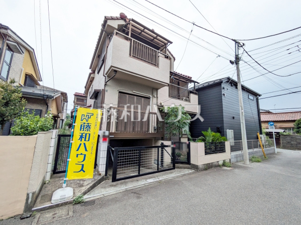 ≪現地外観（古屋有）≫ 綺麗な整形地のため、思い描いているイメージをカタチにしやすい土地 ♪【調布市柴崎１丁目】 
