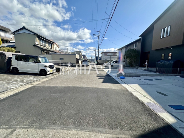 接道状況および現場風景　【春日井市不二ガ丘３丁目】