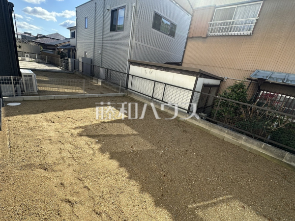 庭　【春日井市不二ガ丘３丁目】