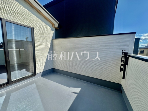 バルコニー　【春日井市不二ガ丘３丁目】