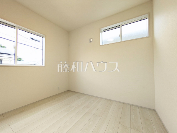 居室　【三鷹市中原３丁目】