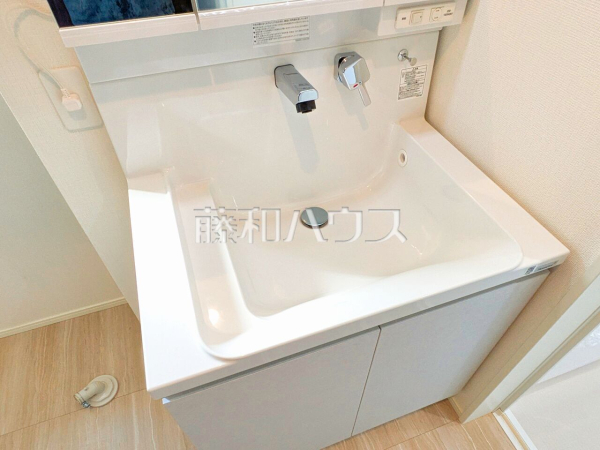 洗面室　【東村山市富士見町３丁目】