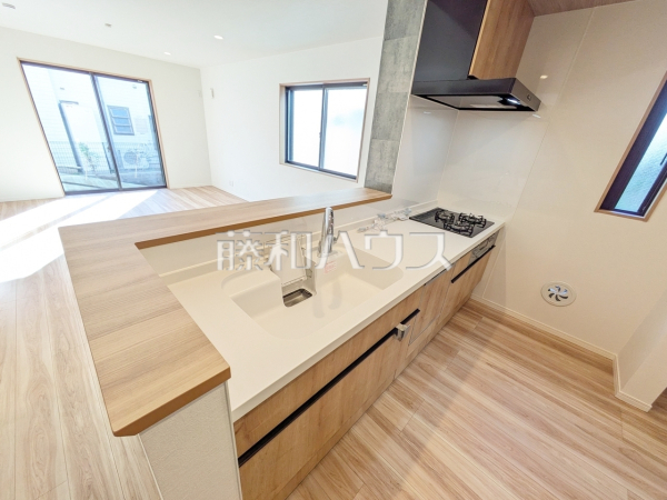 1号棟　キッチン　【世田谷区砧７丁目】