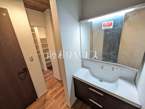2号棟　洗面室　【世田谷区砧７丁目】