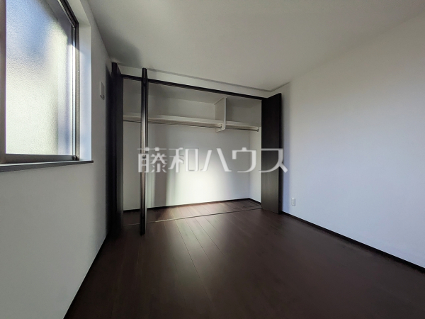 居室　【三鷹市下連雀９丁目】