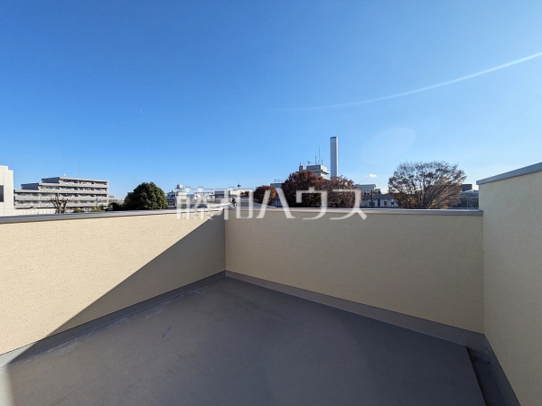 バルコニー　【三鷹市下連雀９丁目】