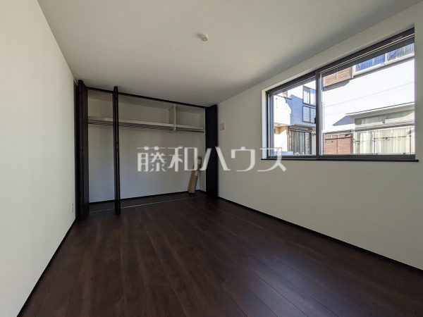 居室　【三鷹市下連雀９丁目】