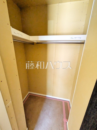 1号棟　収納(建築中)　【東久留米市氷川台２丁目】