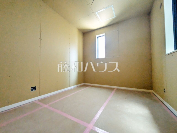 1号棟　サービスルーム(建築中)　【東久留米市氷川台２丁目】