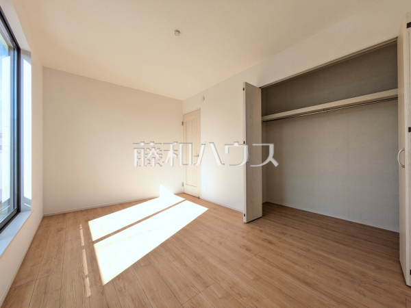 B号棟　居室　【立川市若葉町２丁目】