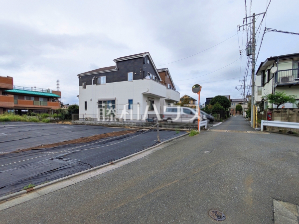 接道状況および現場風景 【三鷹市牟礼1丁目】 接道状況および現場風景 【三鷹市牟礼1丁目】
