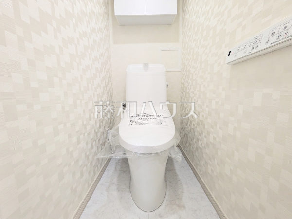 ≪トイレ≫きれいでさわやか、ウォシュレット付きトイレ　【コスモ・ザ・パークス調布多摩川】