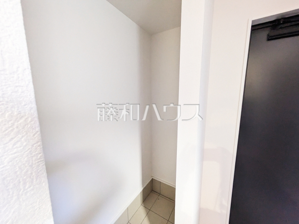 土間収納　【春日井市岩野町１丁目】