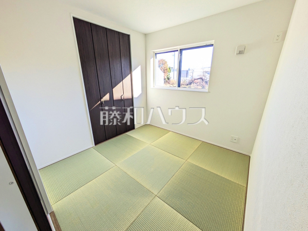 和室　【春日井市岩野町１丁目】
