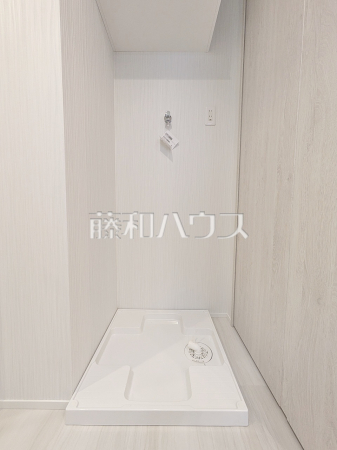 洗濯機置き場　【レーヴステージ府中緑町】