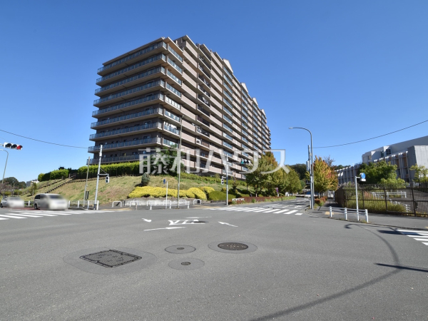 外観　【プレセダンヒルズ南大沢】