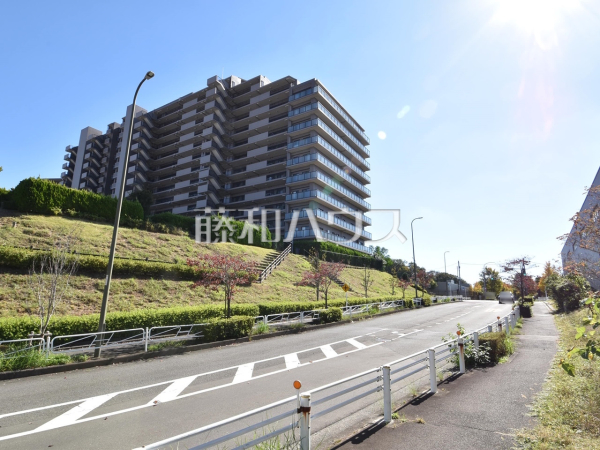 外観　【プレセダンヒルズ南大沢】