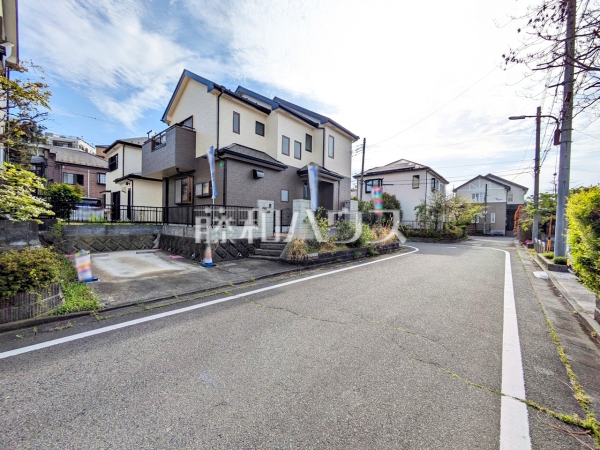 接道状況および現場風景　【八王子市館町】