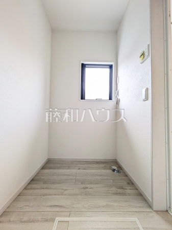 2号棟　洗濯機置き場　【府中市浅間町４丁目】