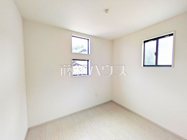 2号棟　居室　【福岡市南区中尾１丁目】