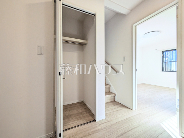 廊下・収納　【練馬区春日町１丁目】