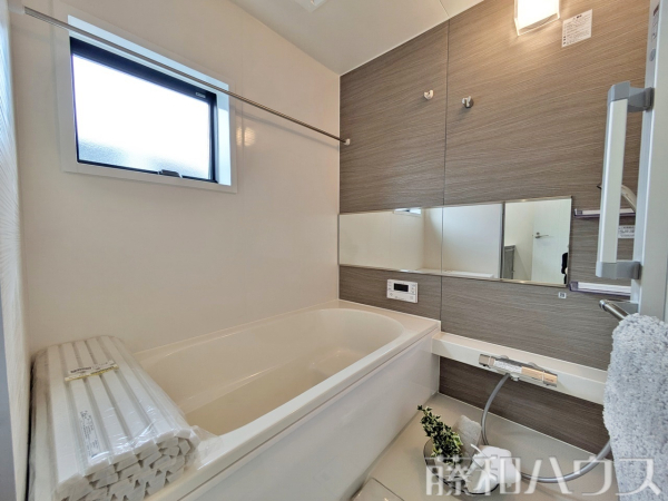 2号棟　浴室　【春日井市不二ガ丘３丁目】