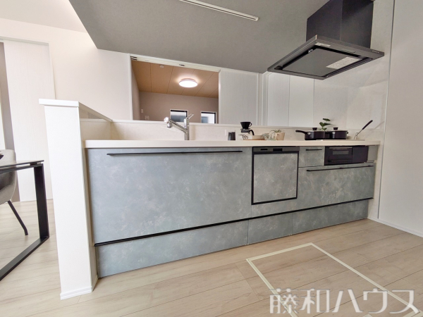 2号棟　キッチン　【春日井市不二ガ丘３丁目】