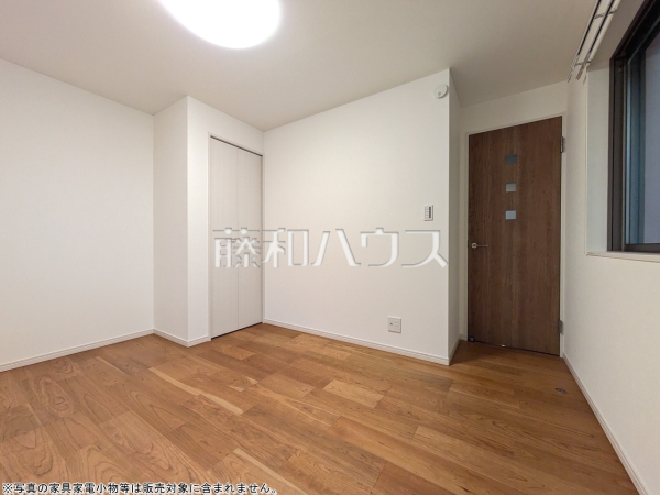 納戸　【杉並区桃井２丁目】