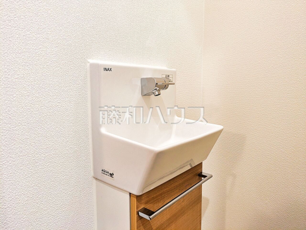 1号棟　トイレ　【小平市上水南町３丁目】