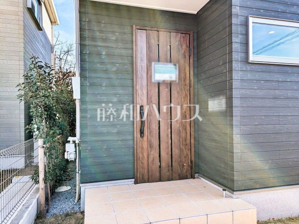 3号棟　玄関　【小平市上水南町３丁目】