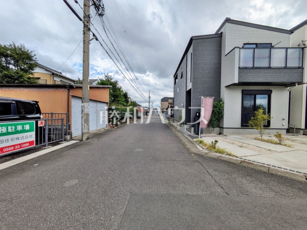 接道状況および現場風景　【春日井市高山町３丁目】