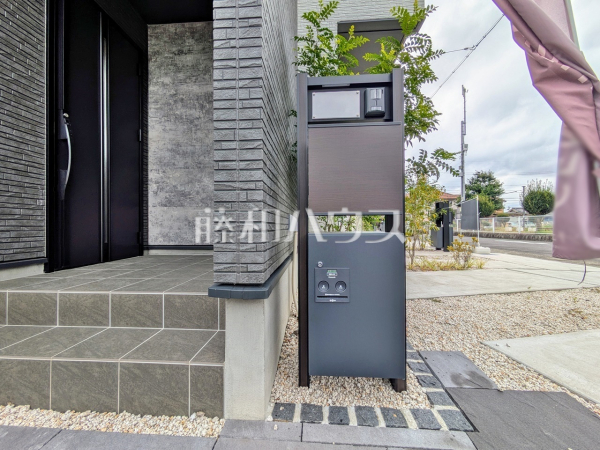 玄関　【春日井市高山町３丁目】