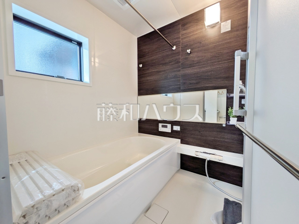 浴室　【春日井市高山町３丁目】