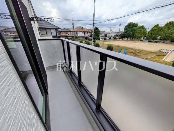バルコニー　【春日井市高山町３丁目】