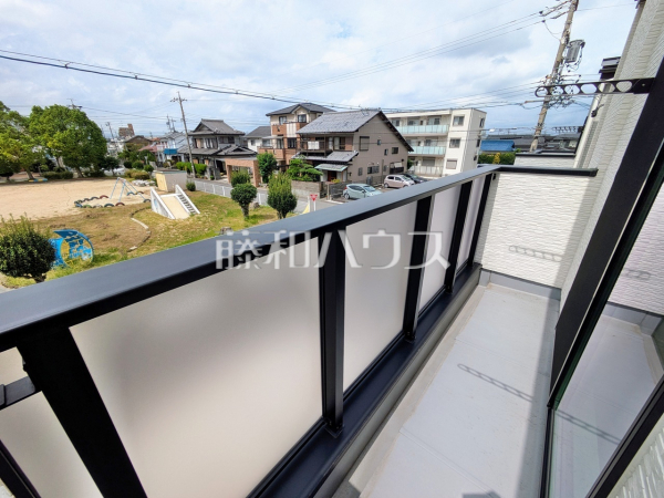 バルコニー　【春日井市高山町３丁目】