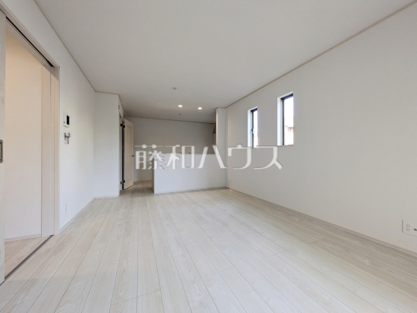 B号棟　リビング　【小平市美園町３丁目】