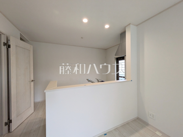 B号棟　キッチン　【小平市美園町３丁目】