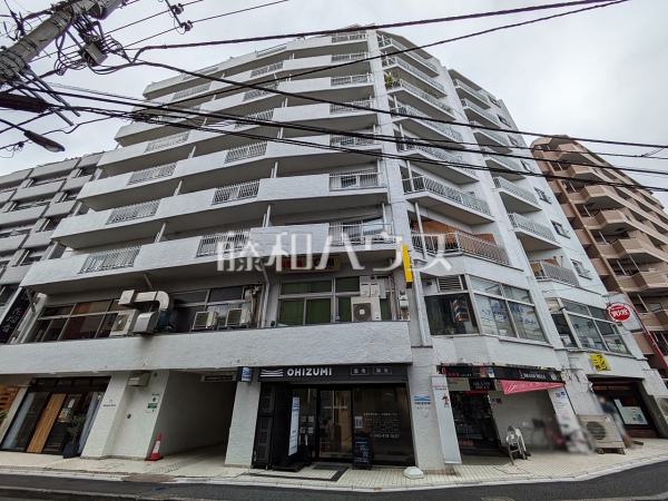 外観　【ひばりが丘プラザ】
住まいの事なら地元で豊富な実績を誇る、地域密着の当社へお任せ下さい！　