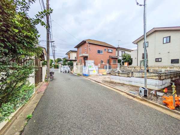 接道状況および現場風景　【小金井市貫井南町４丁目】周辺環境はもちろん、日当たりや設備仕様など、ご自身の目でお確かめください！