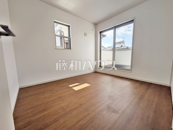 居室　【名古屋市守山区菱池町】